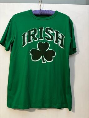 Place Green Graphic Tee with White Accents